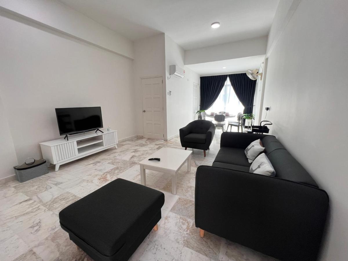 Lui Lui Comfy Condo In Great Location Kuah Exterior foto