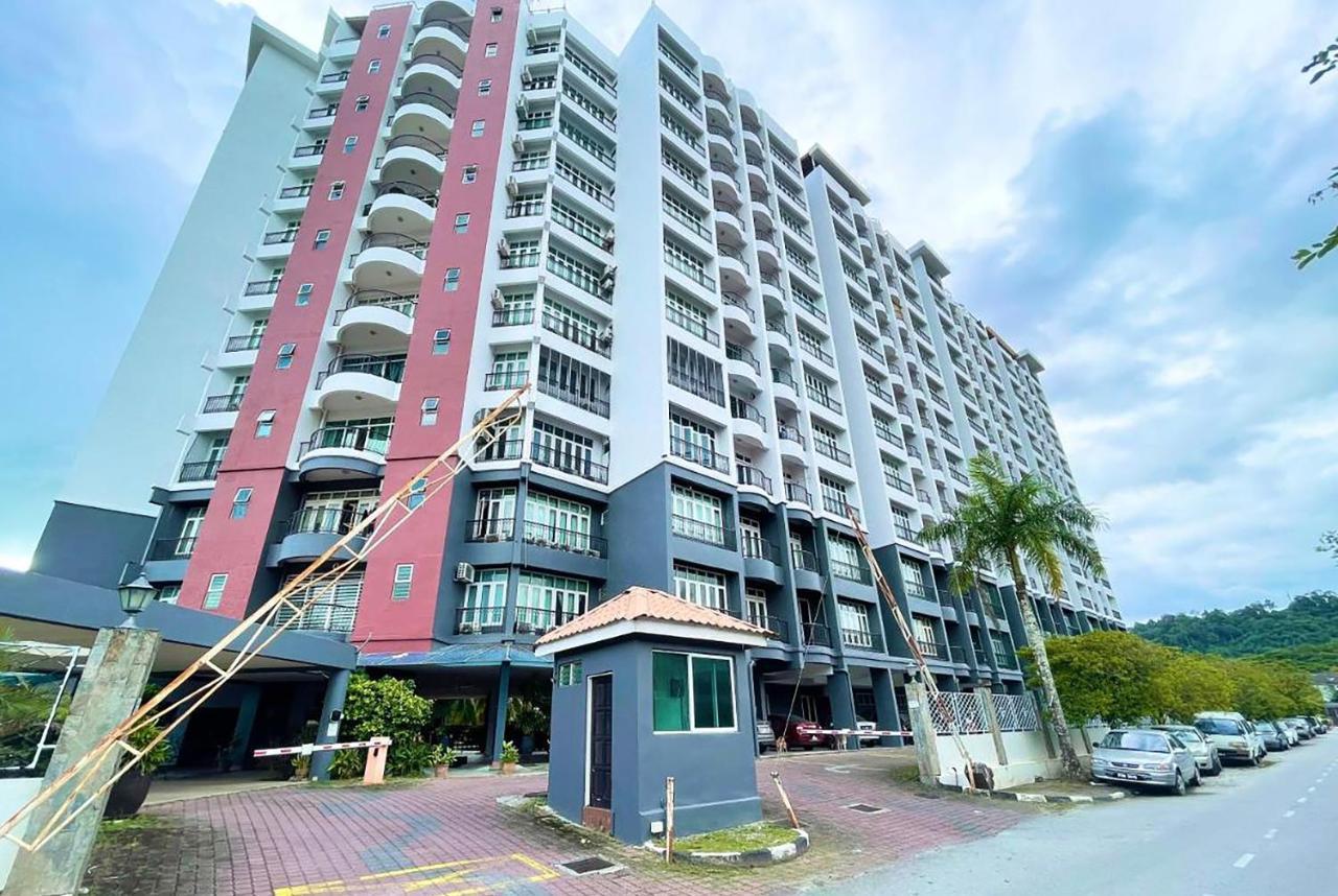 Lui Lui Comfy Condo In Great Location Kuah Exterior foto